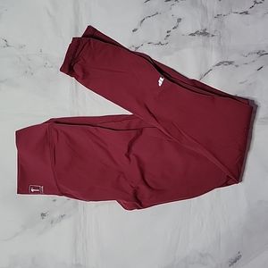 1st Phorm Maroon leggings